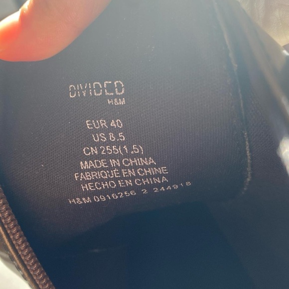 Green Flat form Combat Boots - Picture 2 of 3